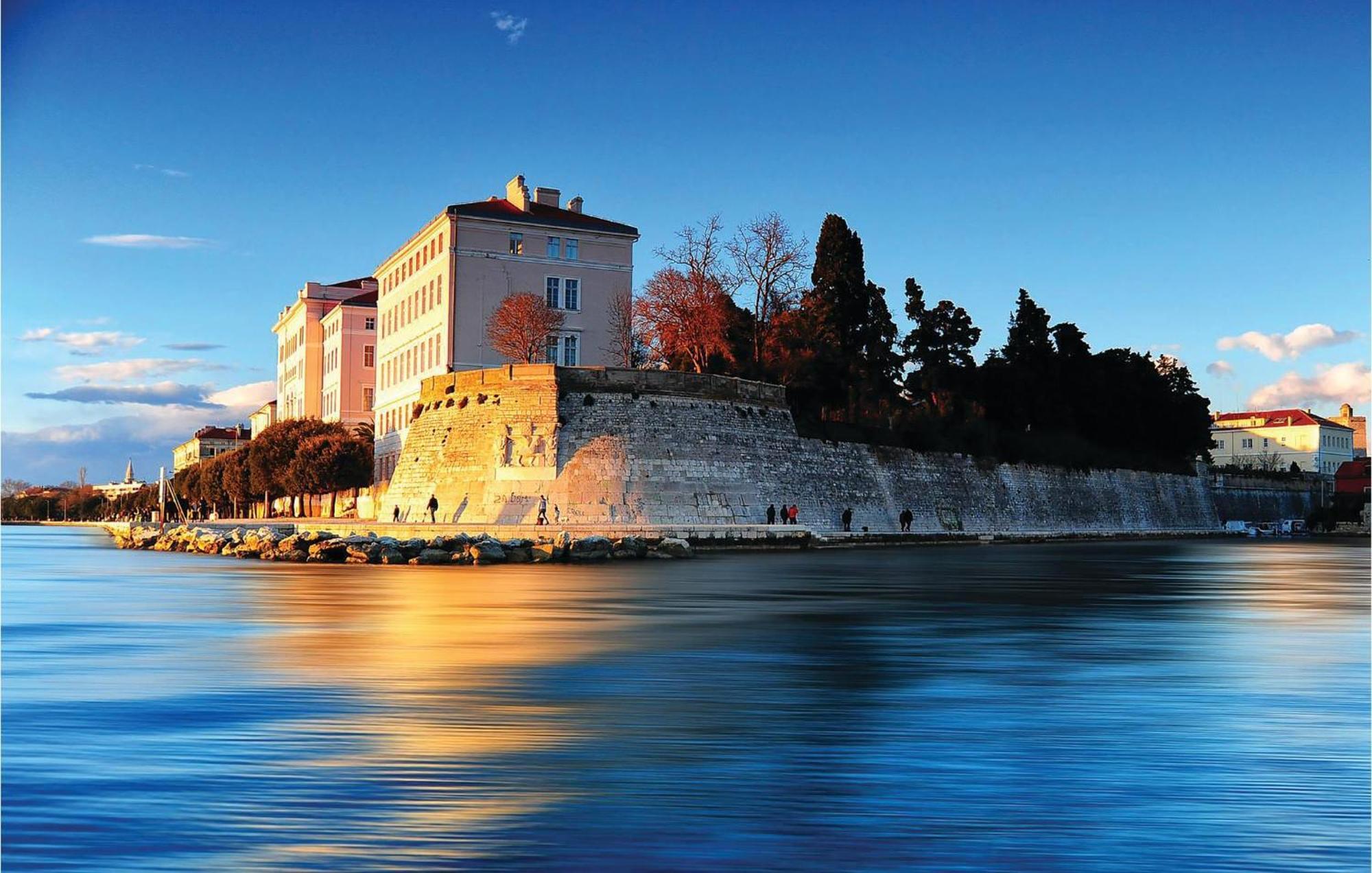 Lovely Apartment In Zadar With Wifi エクステリア 写真