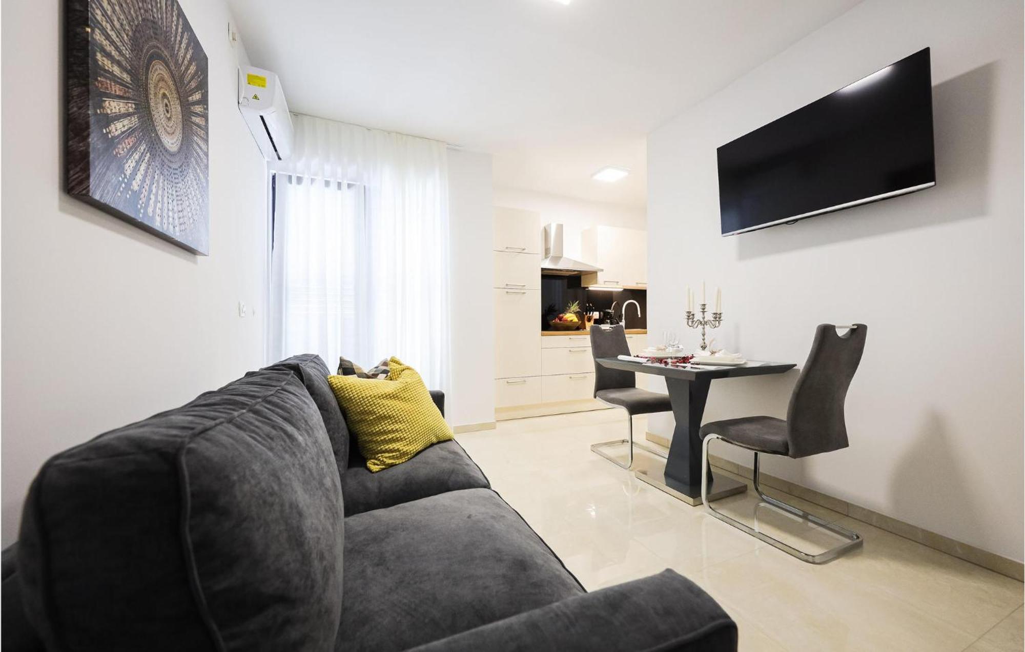 Lovely Apartment In Zadar With Wifi エクステリア 写真