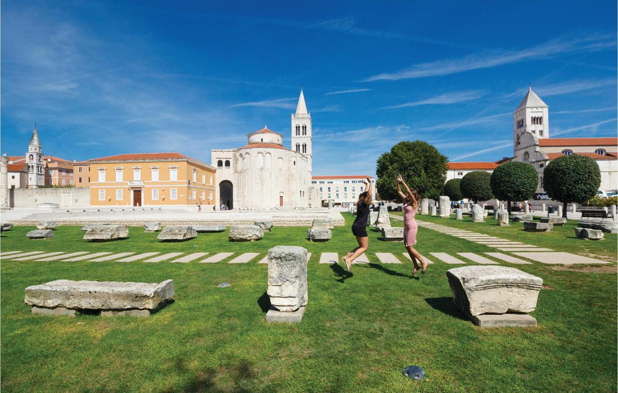 Lovely Apartment In Zadar With Wifi エクステリア 写真